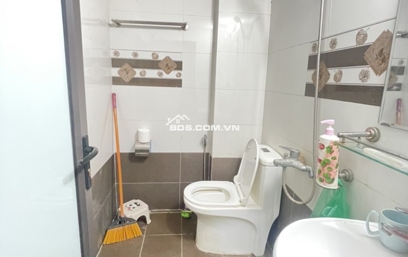 Cần Tiền Bán Gấp Nhà Mặt Đường Đông Thiên